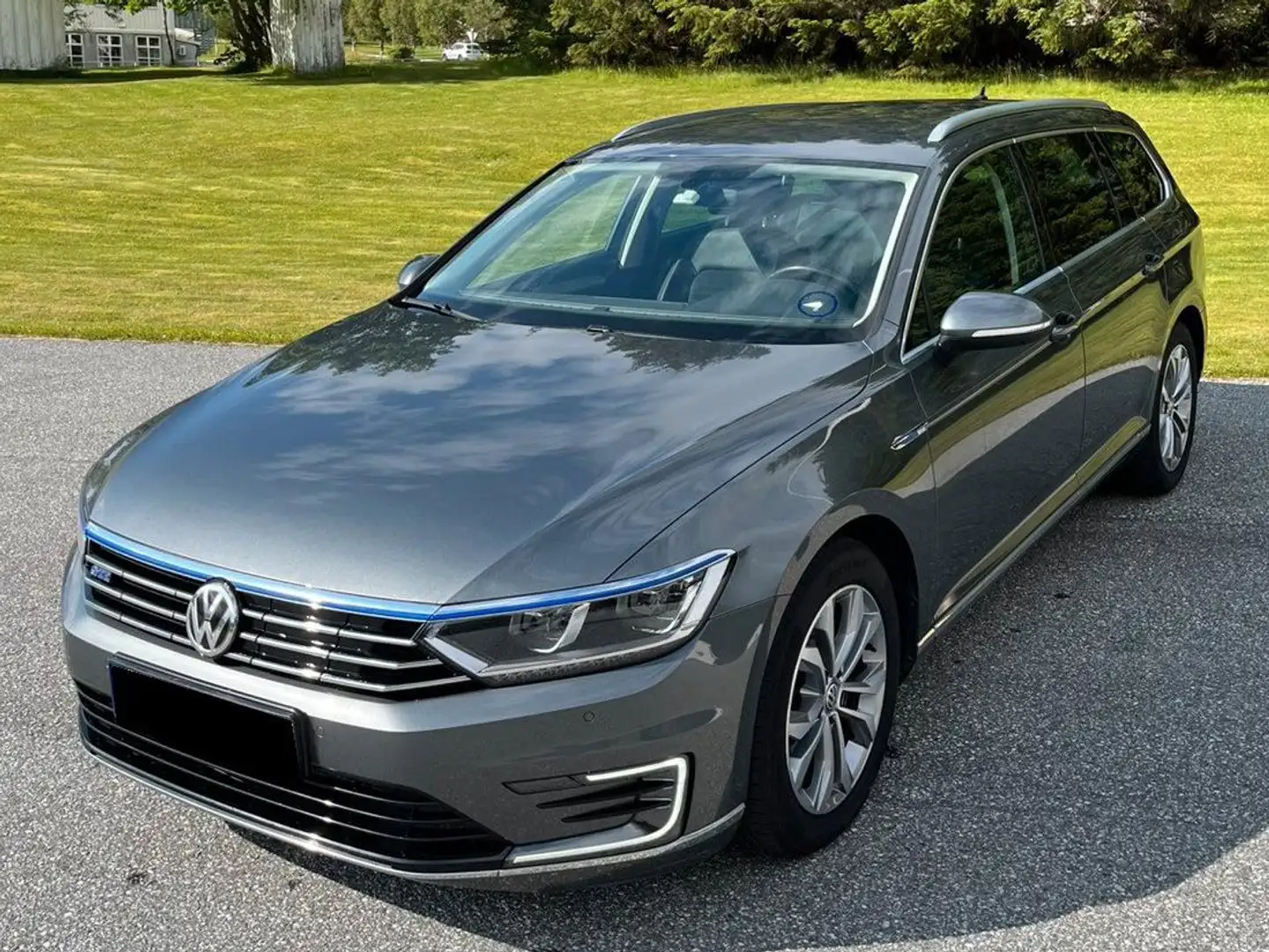 Volkswagen Passat Variant Passat Variant 1.4 TSI Plug-In-Hybrid DSG GTE Grey - 1