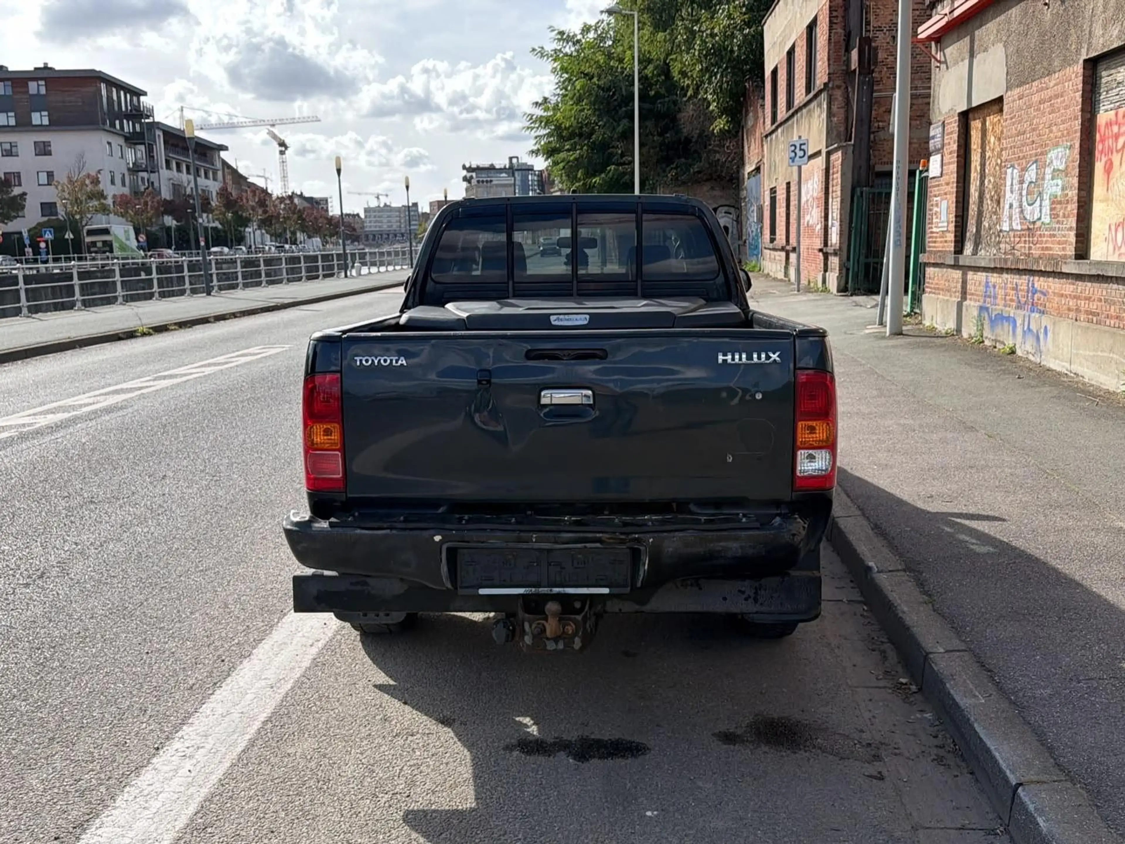 Toyota Hilux Hilux 2.5 D-4D 4WD S — photo 3
