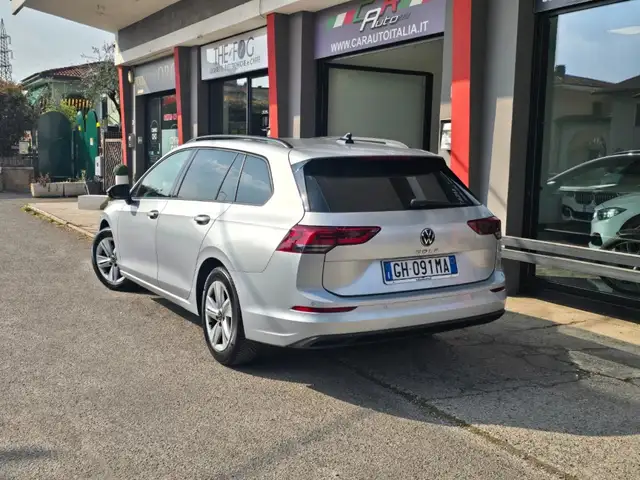 Volkswagen Golf view 8