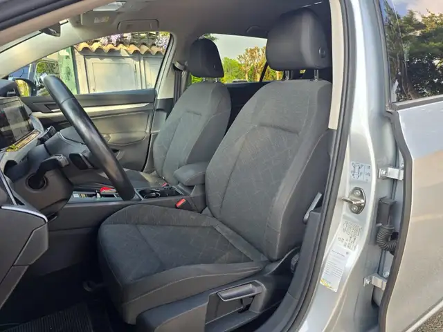Volkswagen Golf view 6