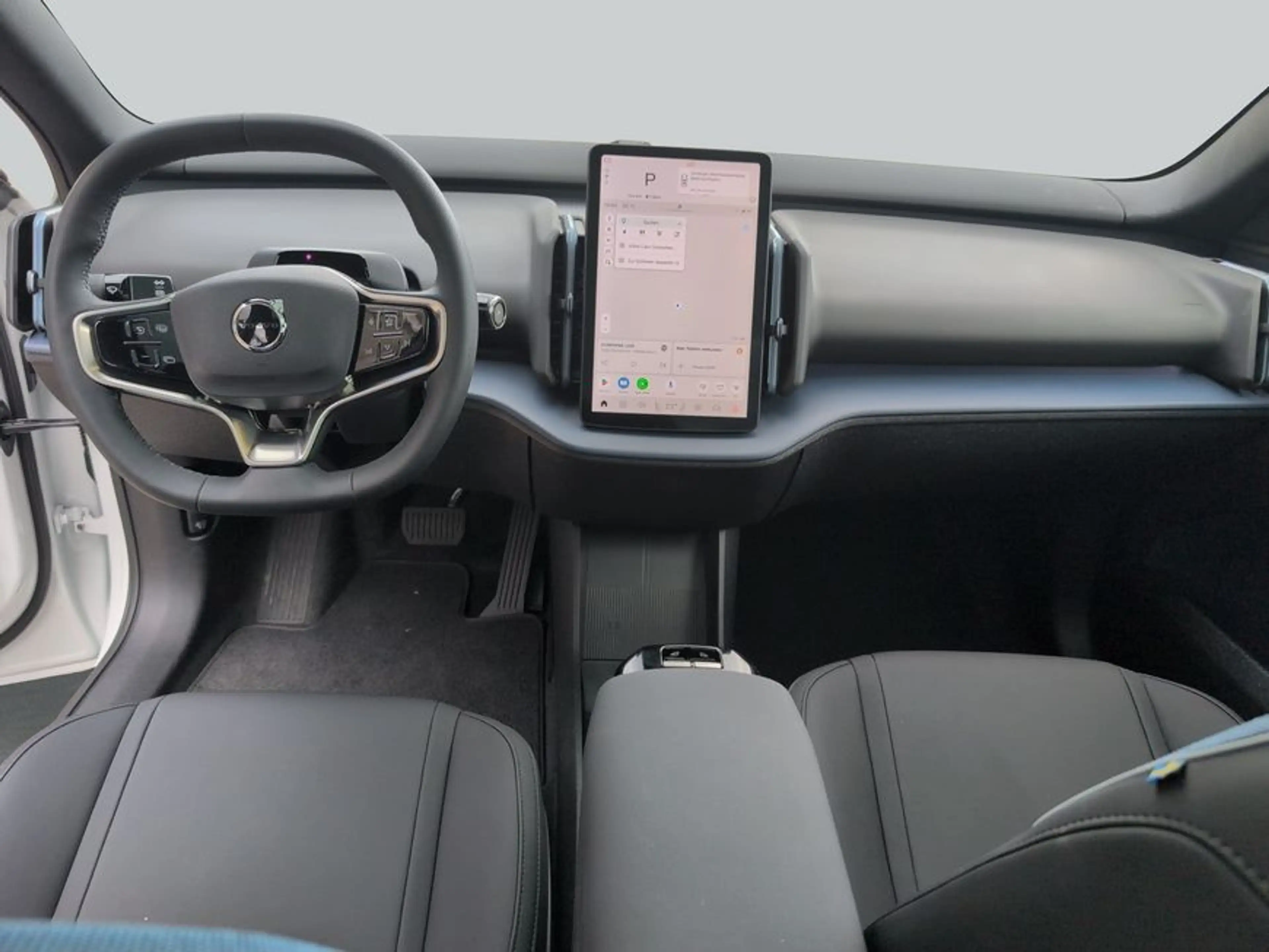 Volvo EX30 Single M. Extended Range RWD Ultra Pano — photo 14