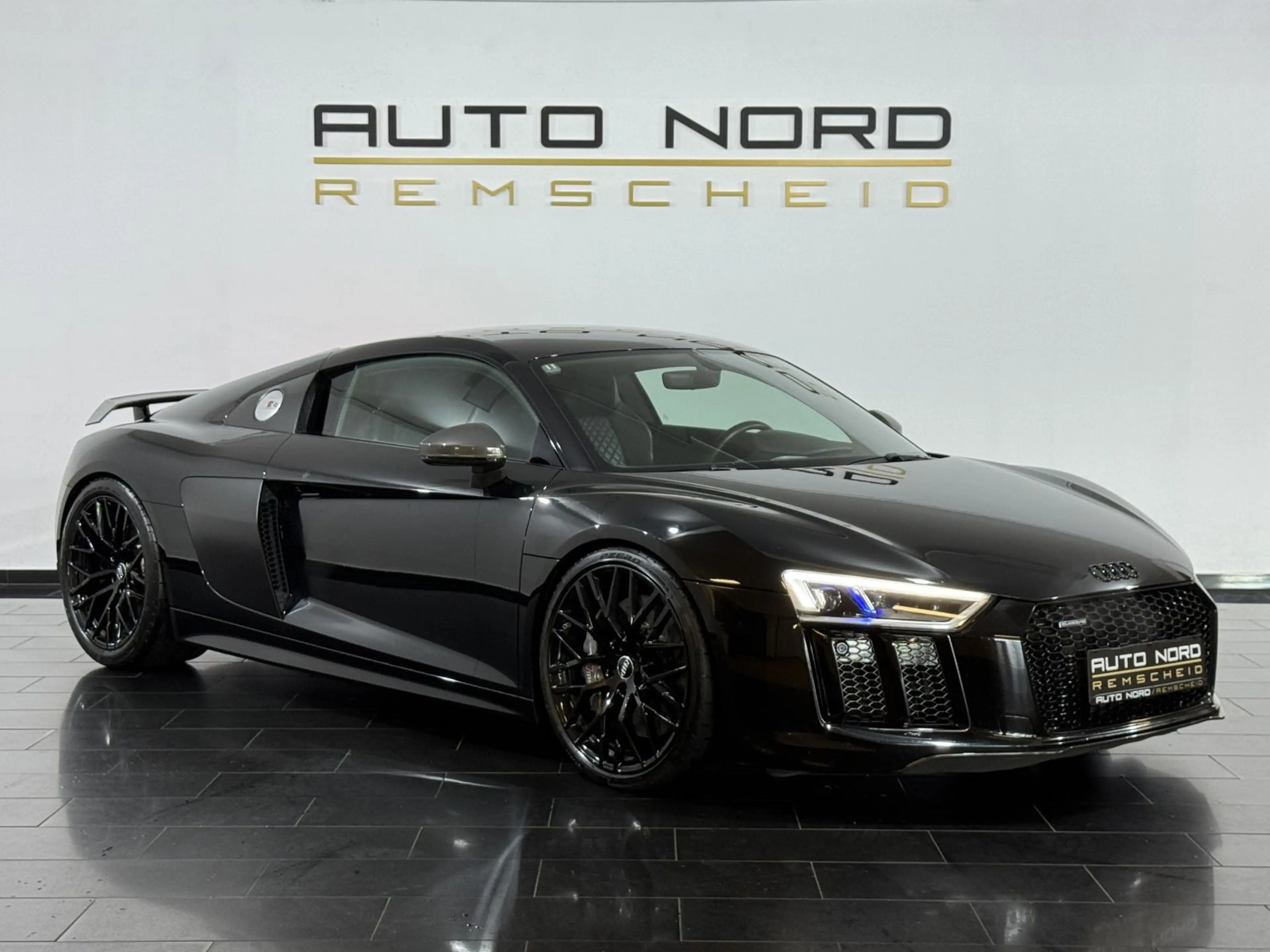 Audi R8 5.2 FSI plus q. *Laser*B&O*S-AGA*Carbon*Cam* — photo 3