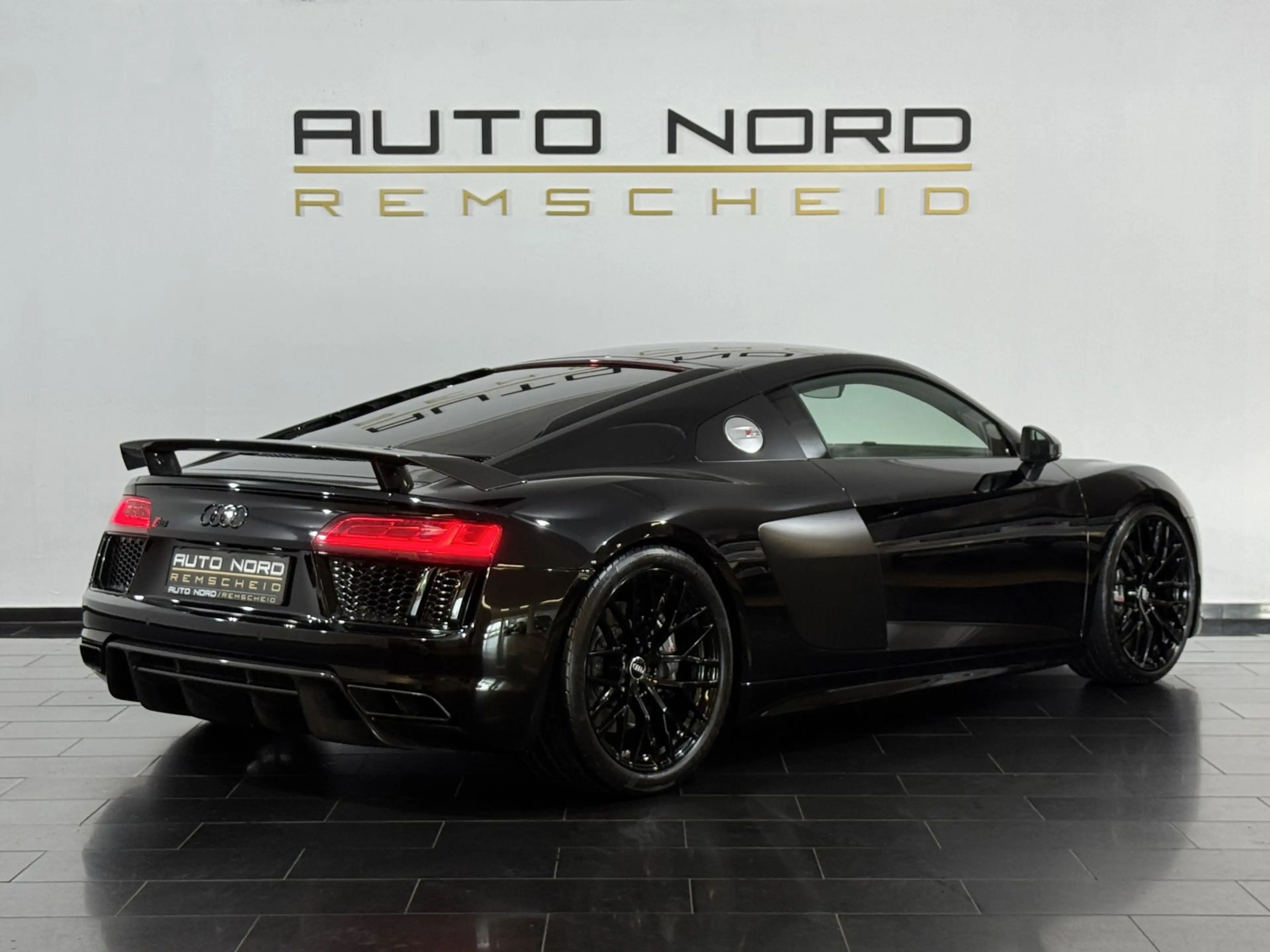 Audi R8 5.2 FSI plus q. *Laser*B&O*S-AGA*Carbon*Cam* — photo 8