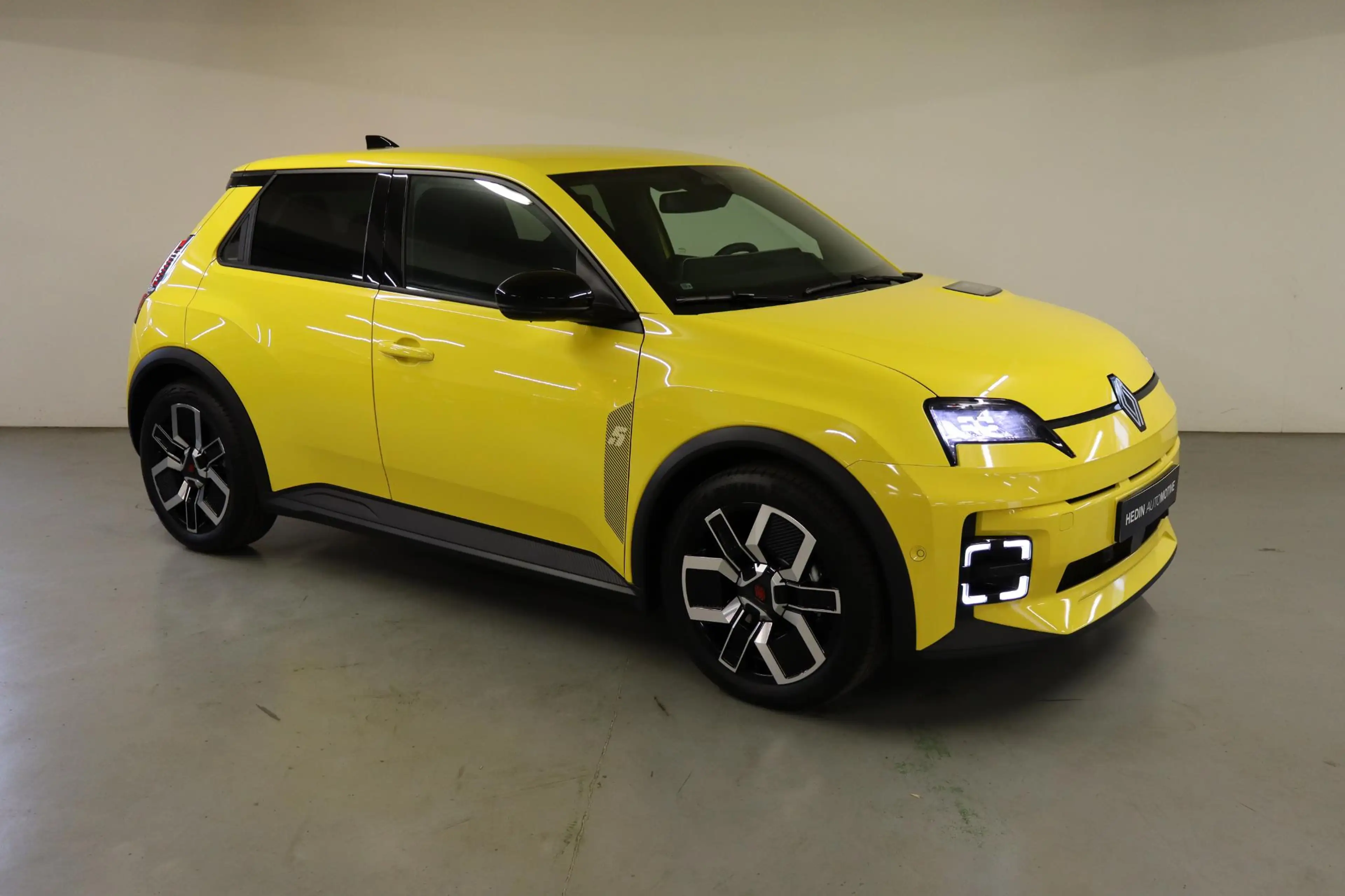 Renault R 5 comfort range techno 52 kWh | pack advanced drivin — photo 2