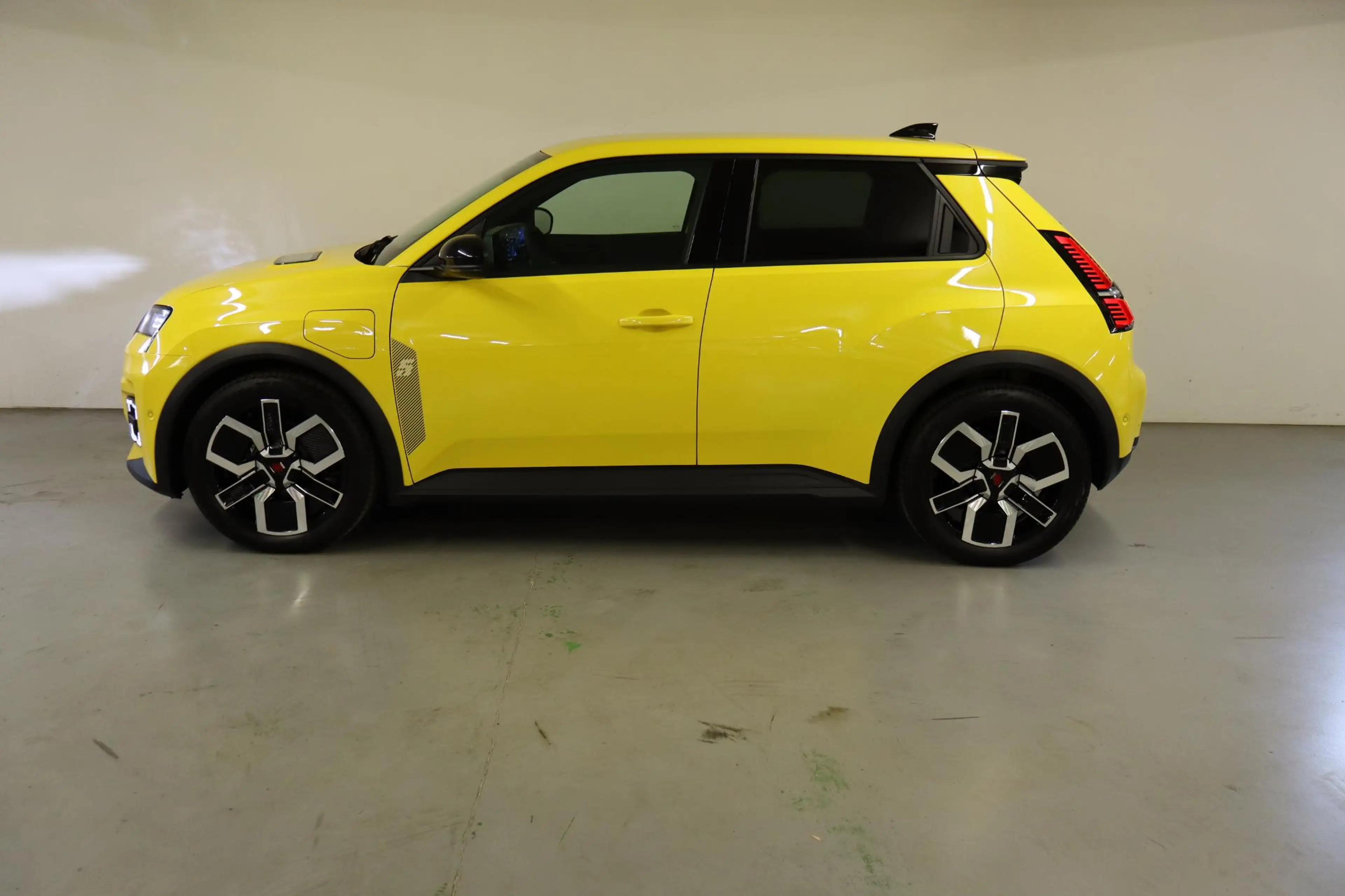 Renault R 5 comfort range techno 52 kWh | pack advanced drivin — photo 5