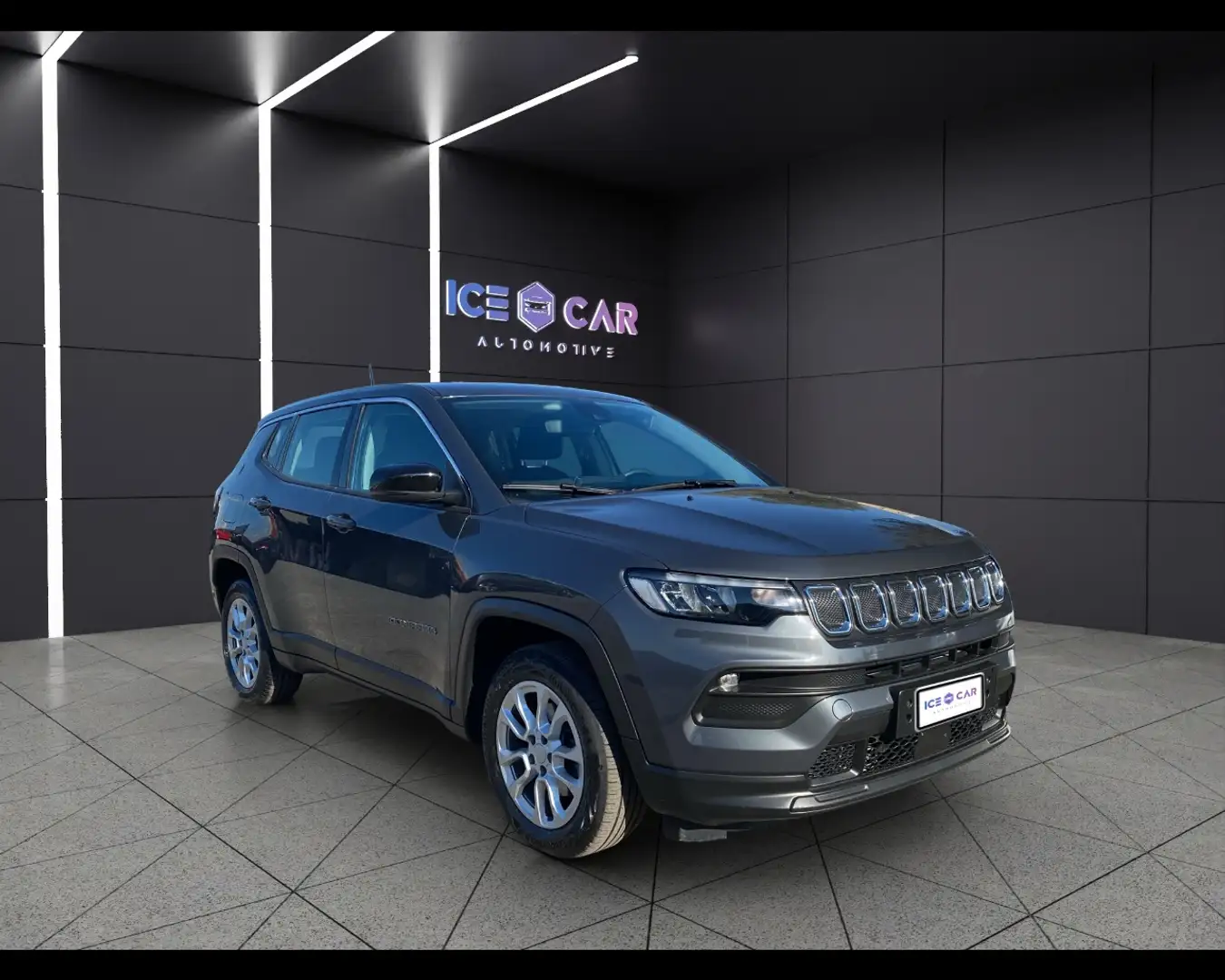 Jeep Compass 2ª serie - Compass 1.6 Multijet II 2WD Business Grijs - 2