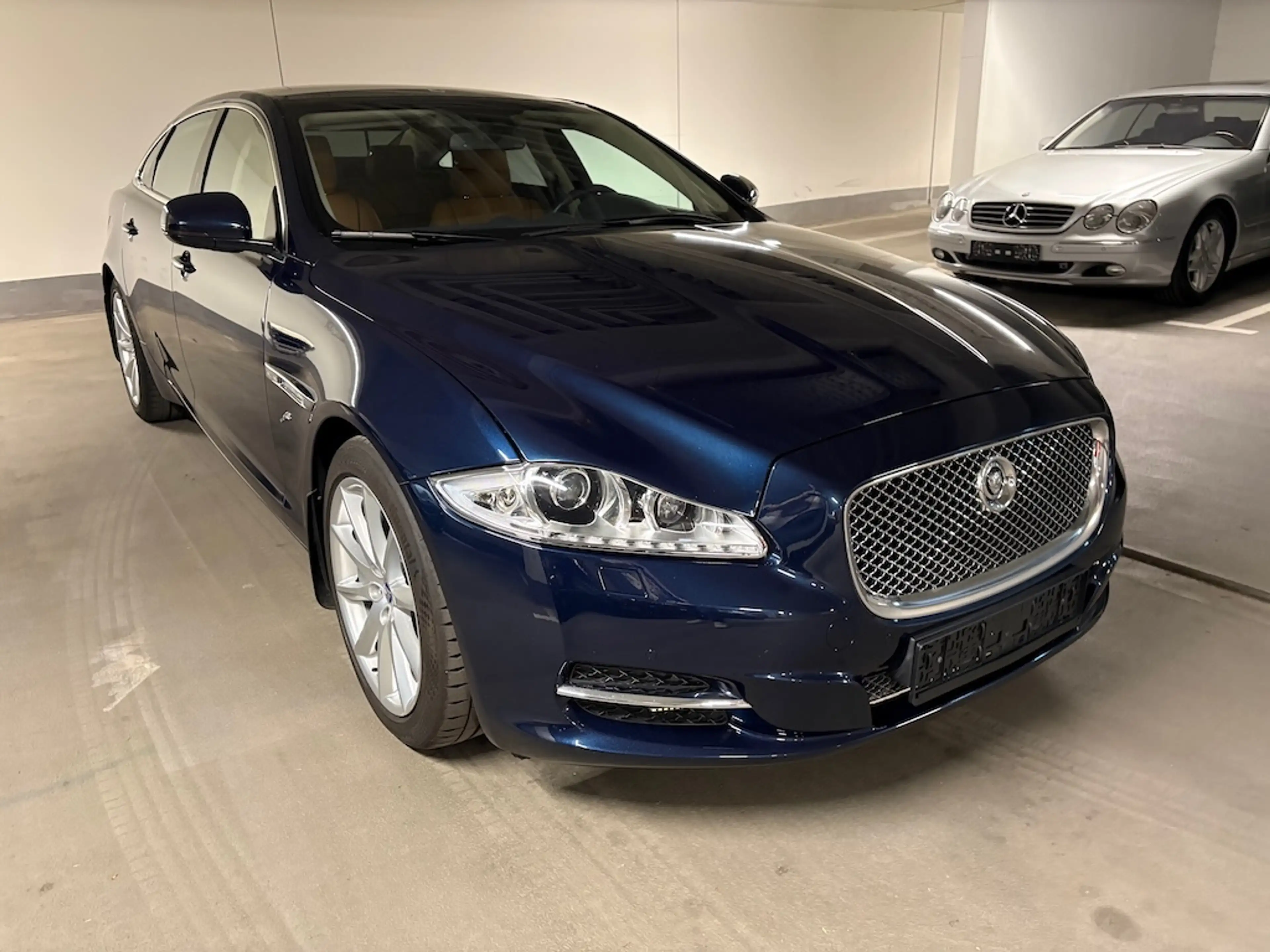 Jaguar XJ -L 3.0 **Portfolio**AWD** Langversion**VOLL+ — photo 12