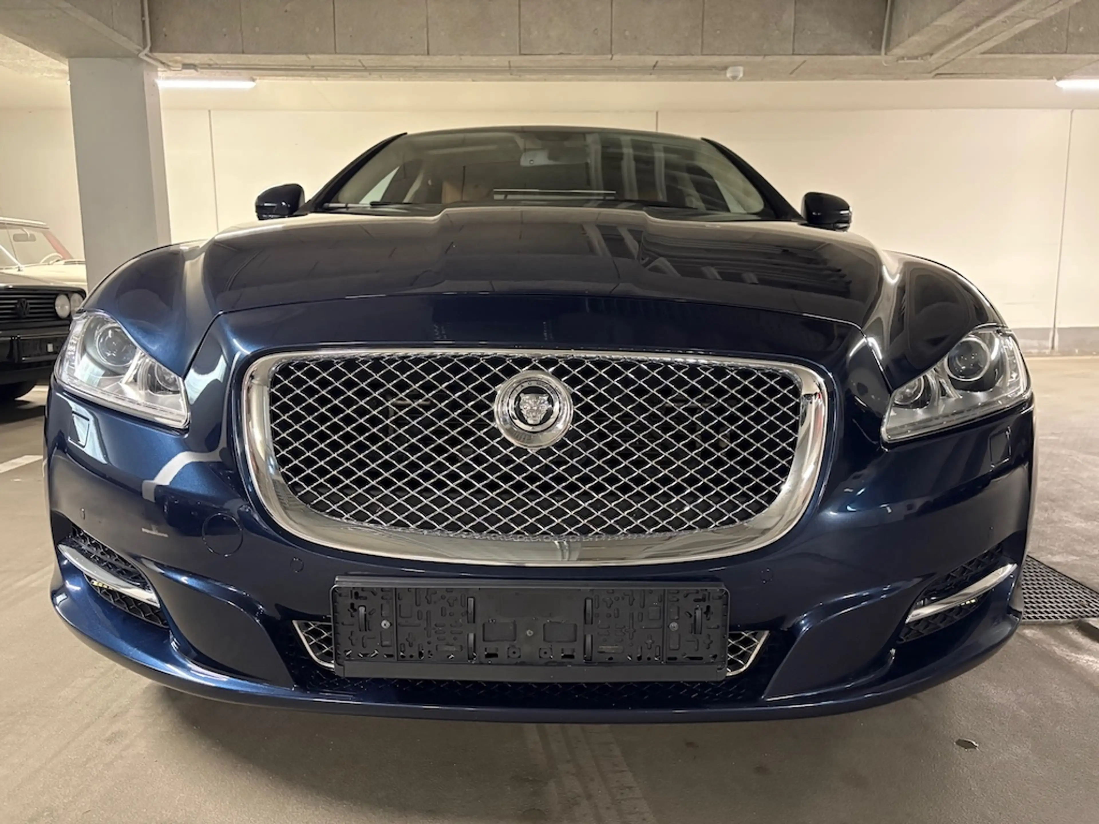 Jaguar XJ -L 3.0 **Portfolio**AWD** Langversion**VOLL+ — photo 14
