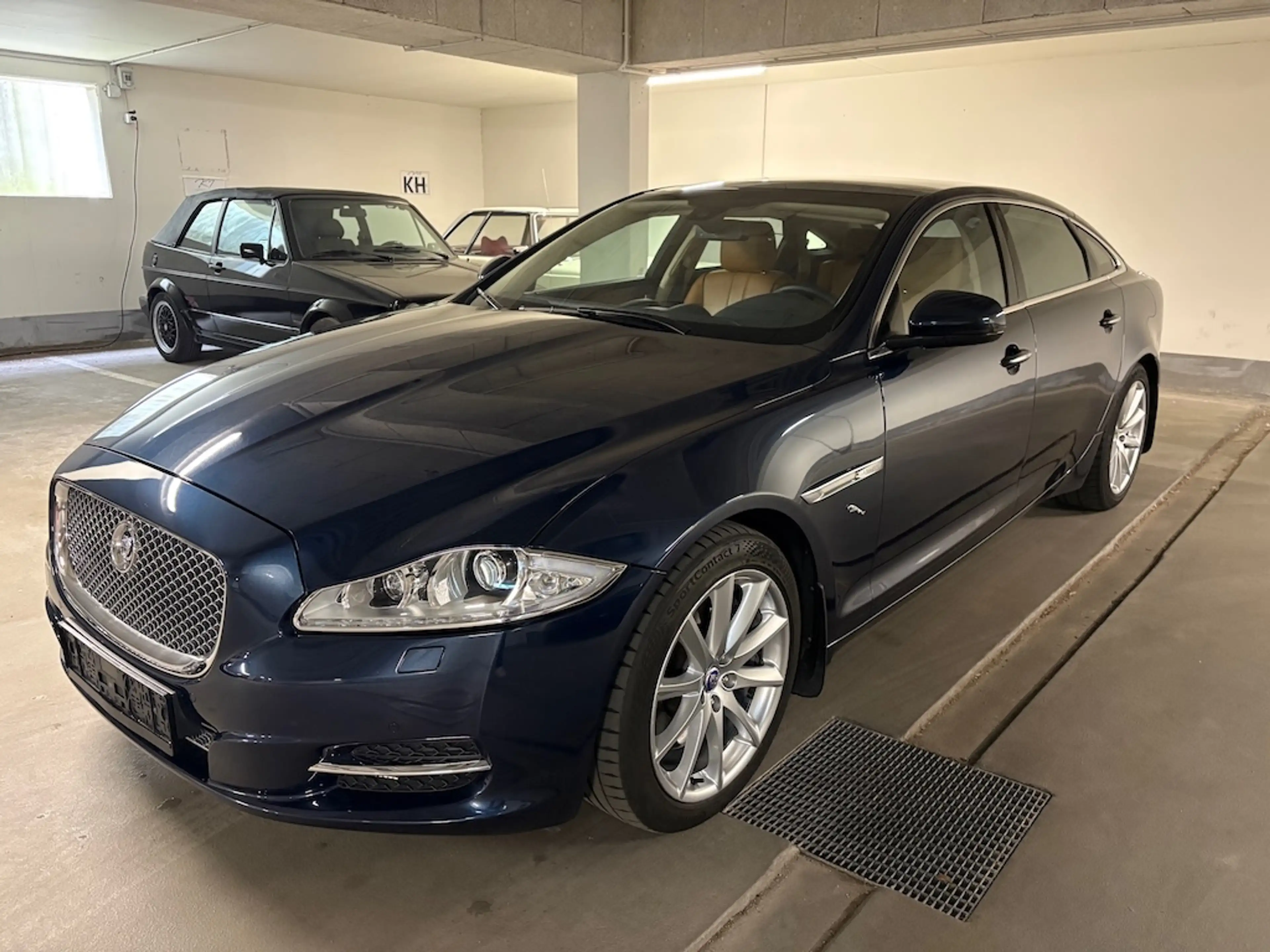 Jaguar XJ -L 3.0 **Portfolio**AWD** Langversion**VOLL+ — photo 4