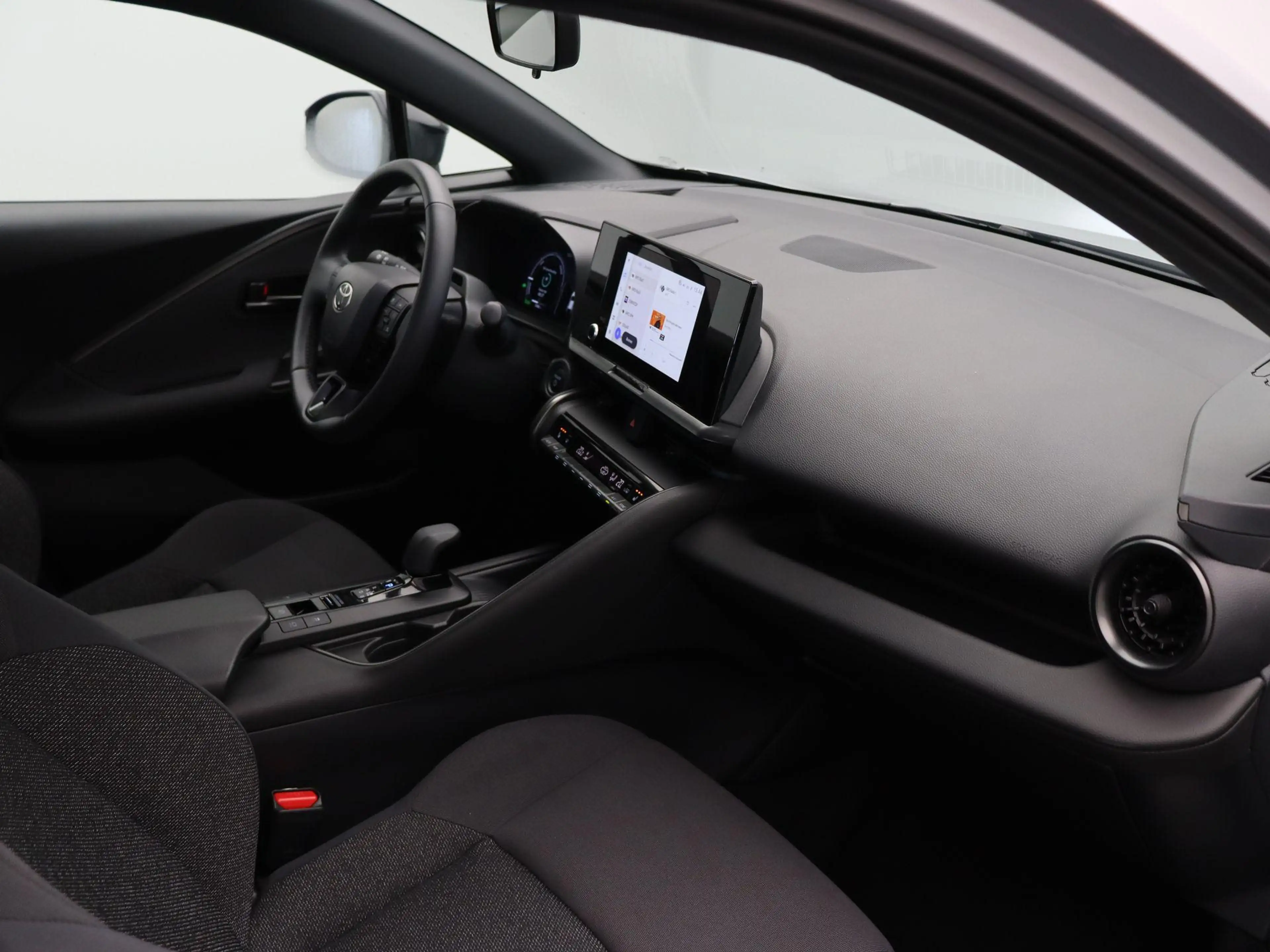 Toyota C-HR 1.8 Hybrid 140 Active | Stoel- en stuurwielverwarm — photo 5