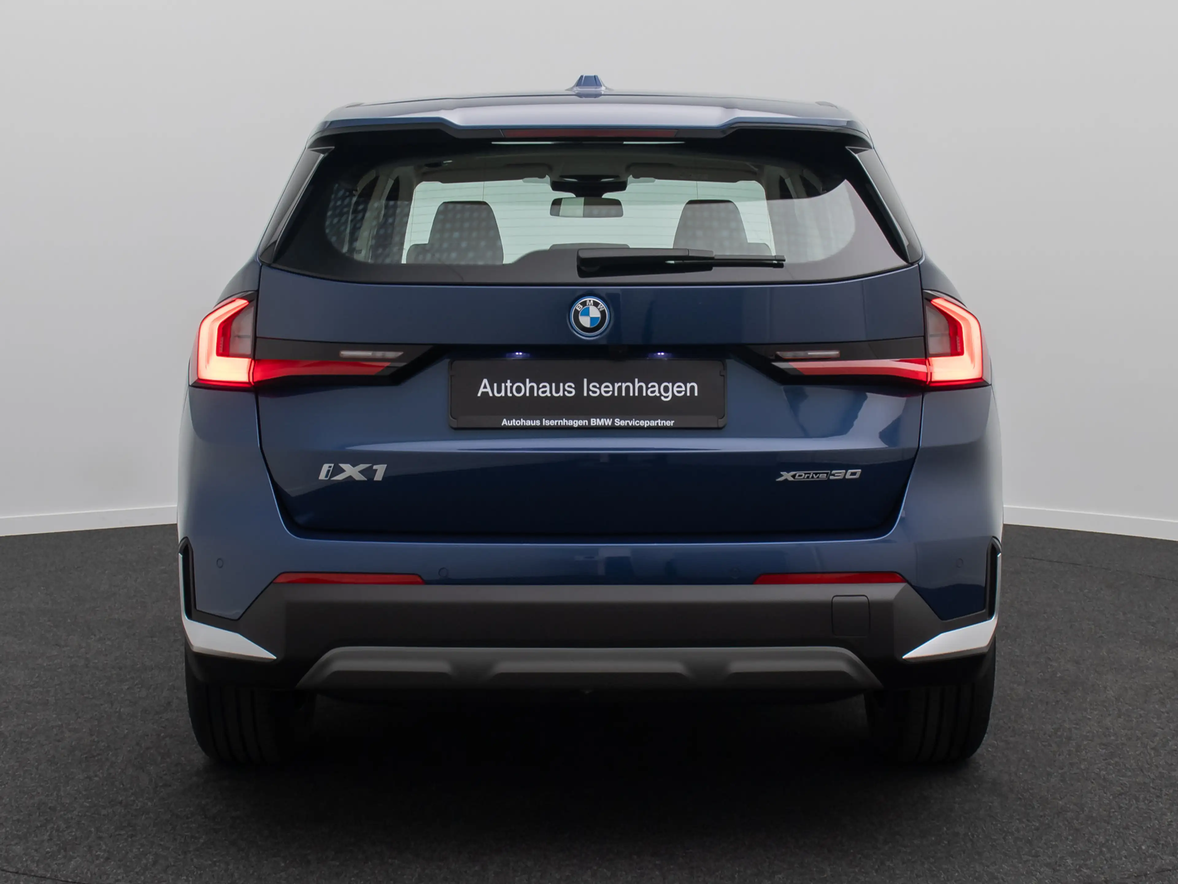 BMW iX1 360° HUD DAB Komfort AHK M Sport Leder — photo 8