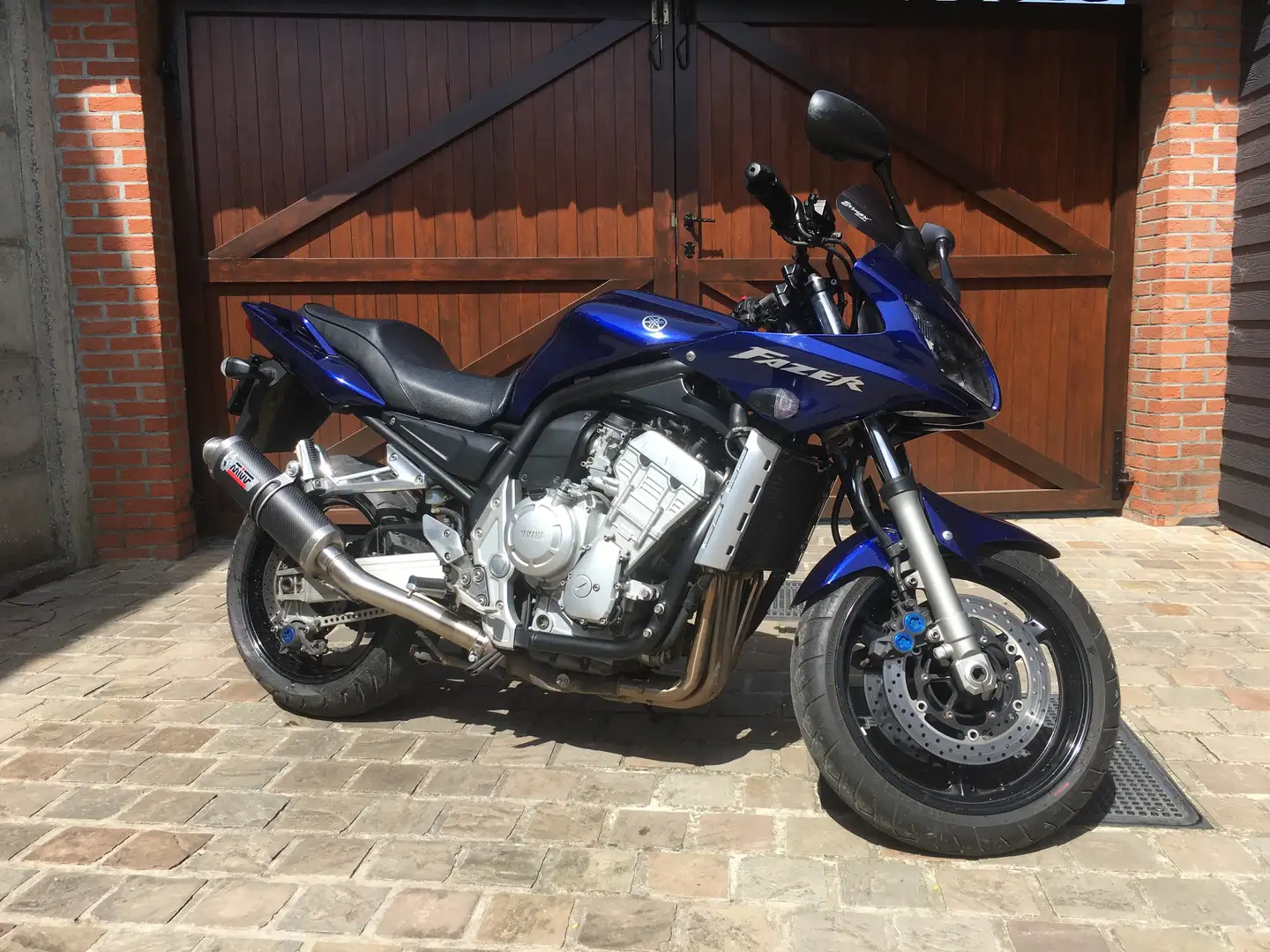 Yamaha FZS 1000 Blue - 1