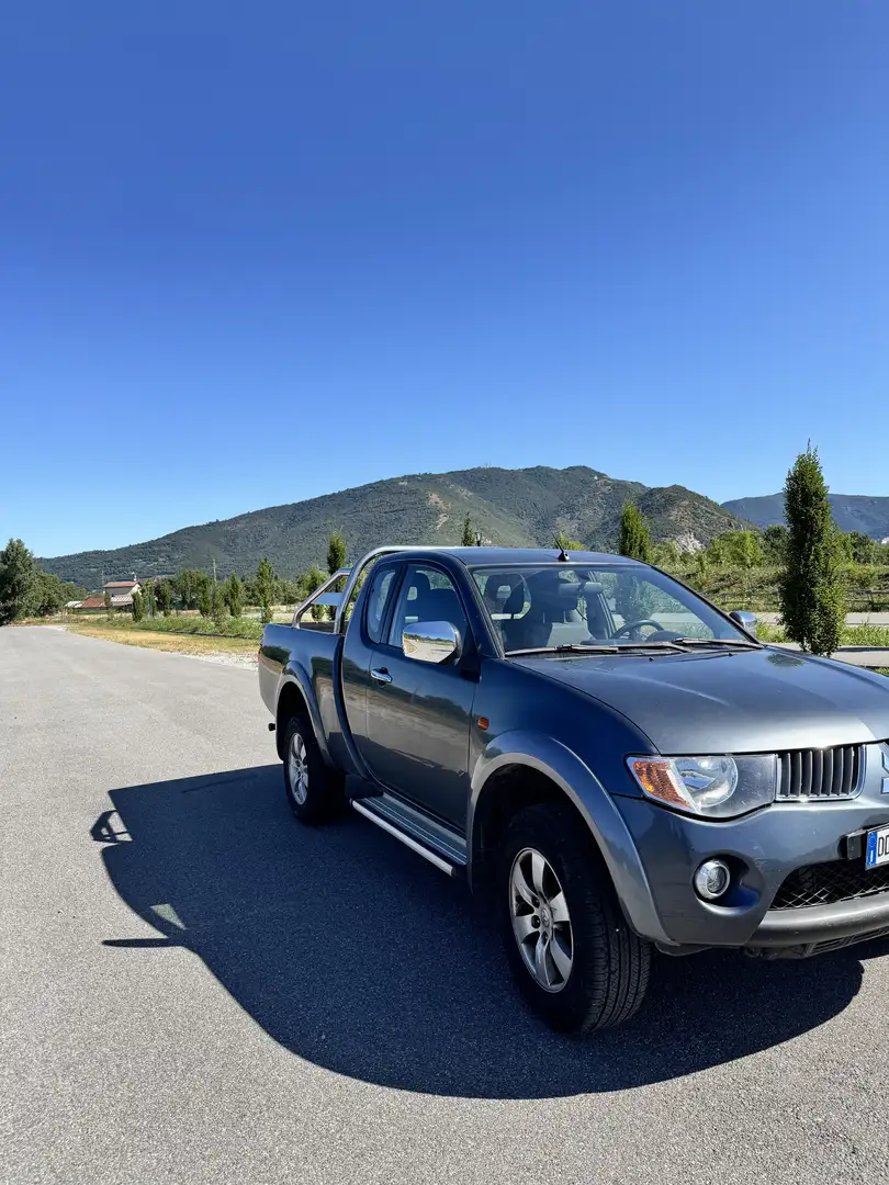 Mitsubishi L200 c.cab 2.5d - 2