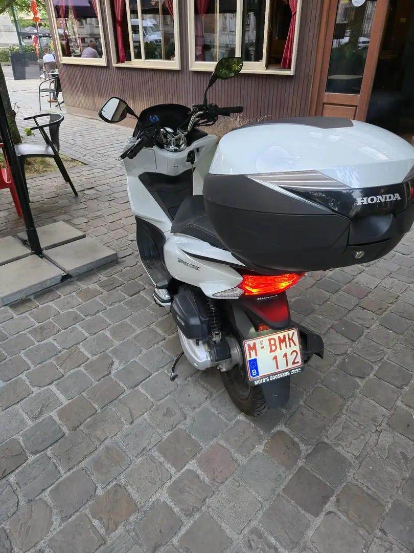 Honda PCX 125 Bianco - 2