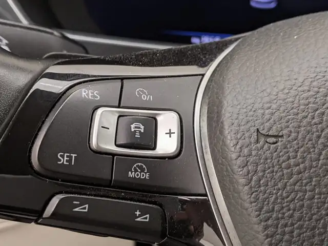 Volkswagen Tiguan view 9