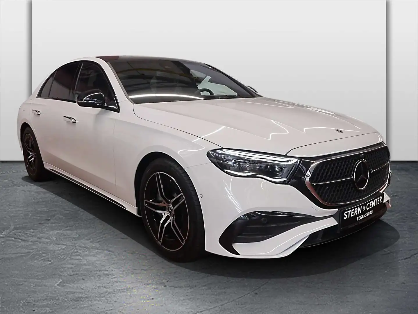 Mercedes-Benz E 200 d Limo AMG+DIST+DIGITAL LIGHT+MEMORY+PANO+ Alb - 2