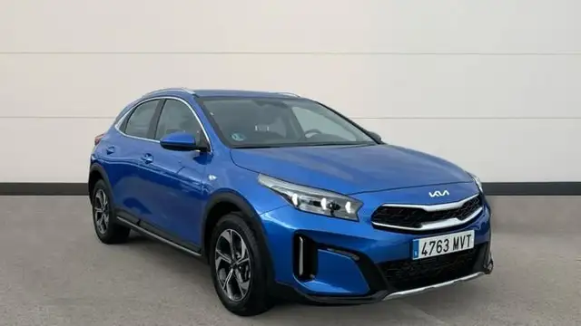 Kia XCeed 1.5 MHEV DCT Drive