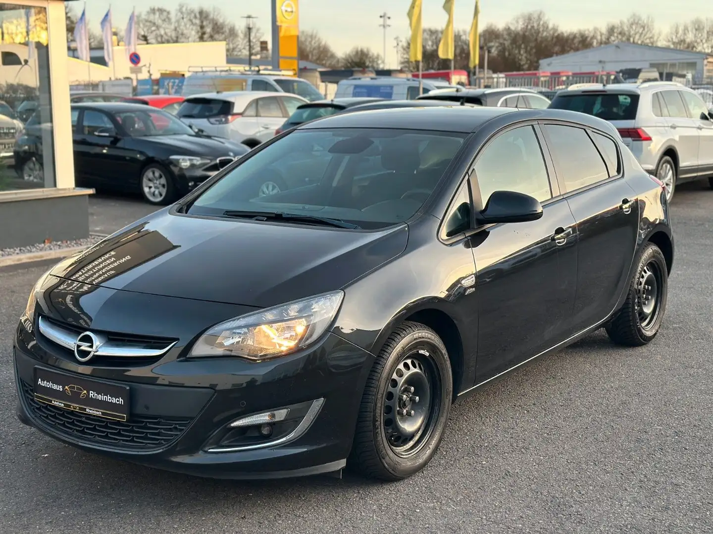 Opel Astra J . 5-trg. Winterpacket/Voll Opel Service Negro - 1