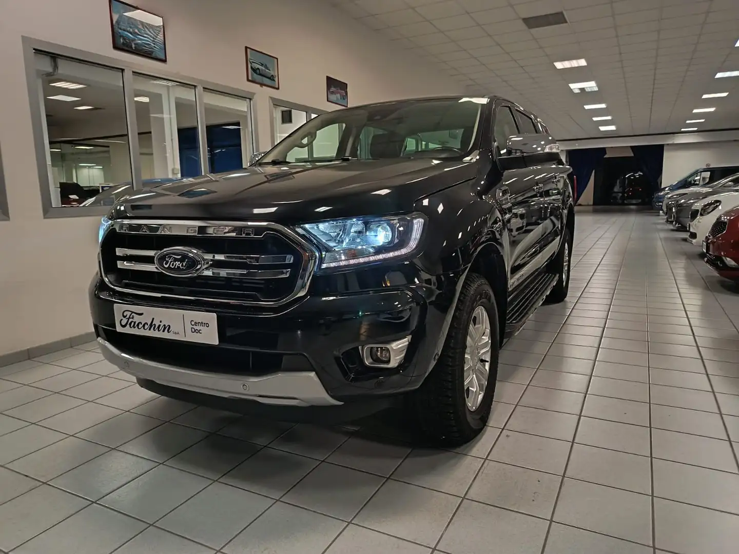 Ford Ranger Ranger 2.0 ecoblue double cab Limited 170cv auto Noir - 1