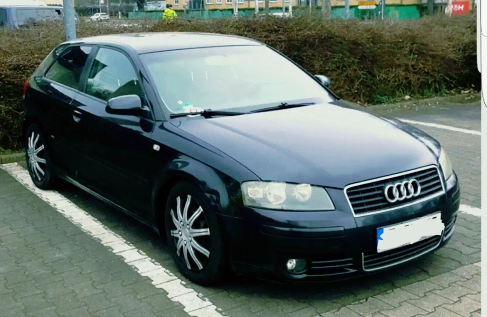 Audi A3 1.6 S-Line Klimaaut/eFH/Schnäppchen Sportlich Schwarz - 2