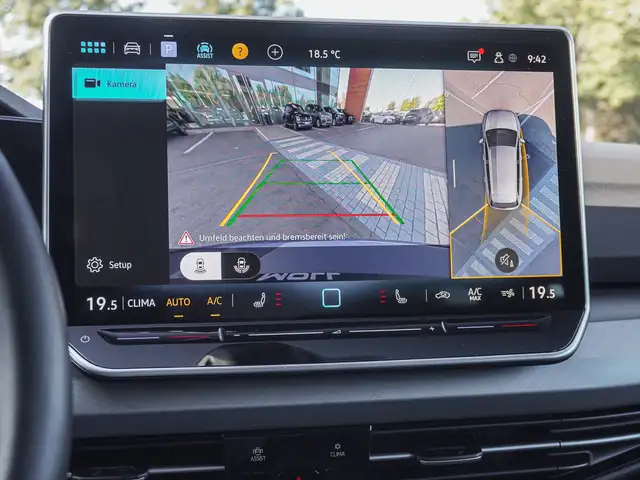 Volkswagen Golf view 13