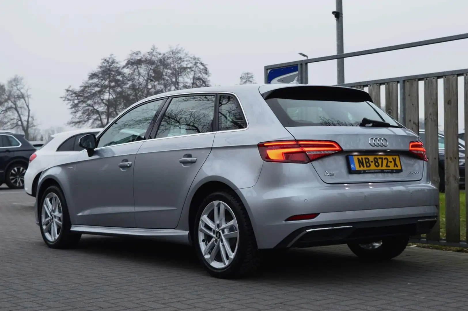 Audi A3 Sportback 1.4 e-tron Lease Edition | Facelift | Na Gris - 2
