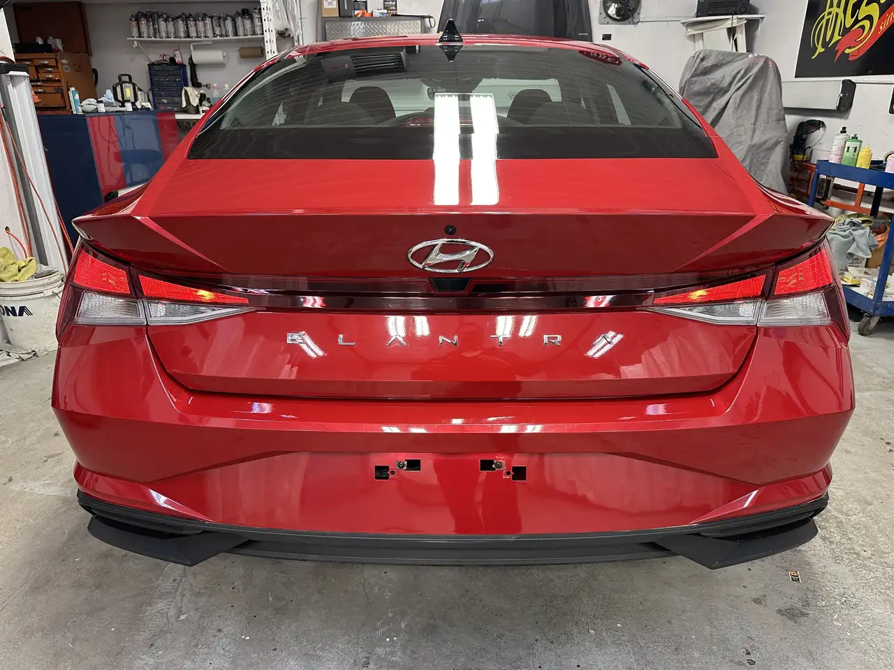 Hyundai ELANTRA снимка Hyundai ELANTRA