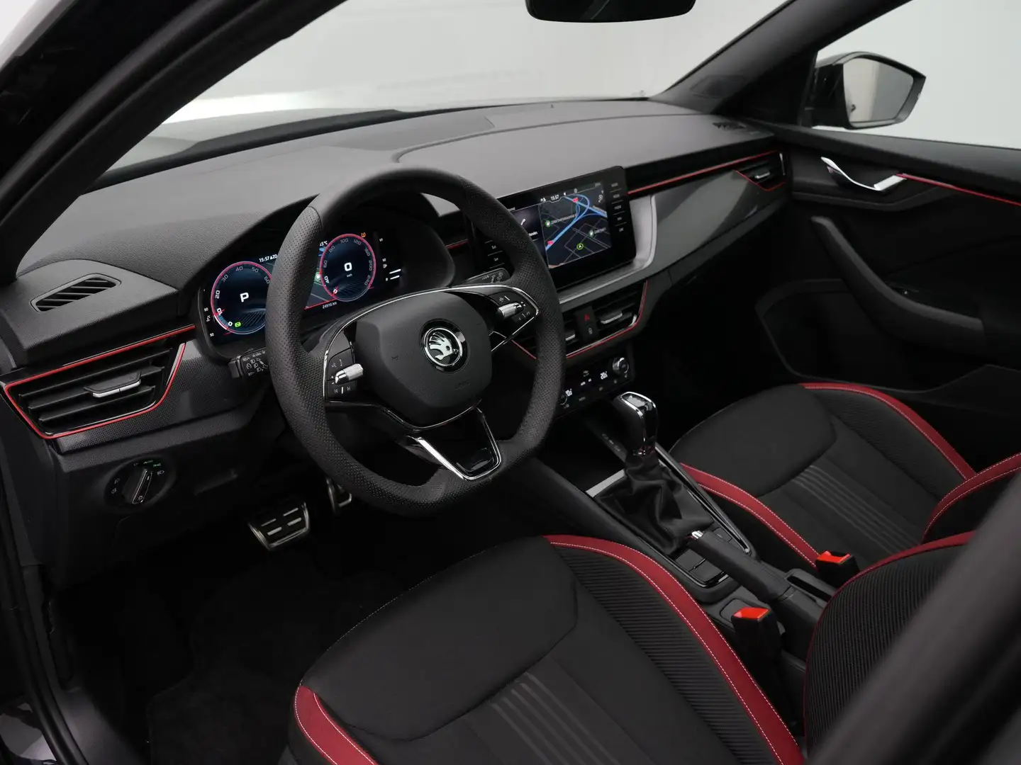 Skoda Kamiq Monte Carlo 1.0 TSI 110 pk DSG | Pano | Achteruitr Noir - 2