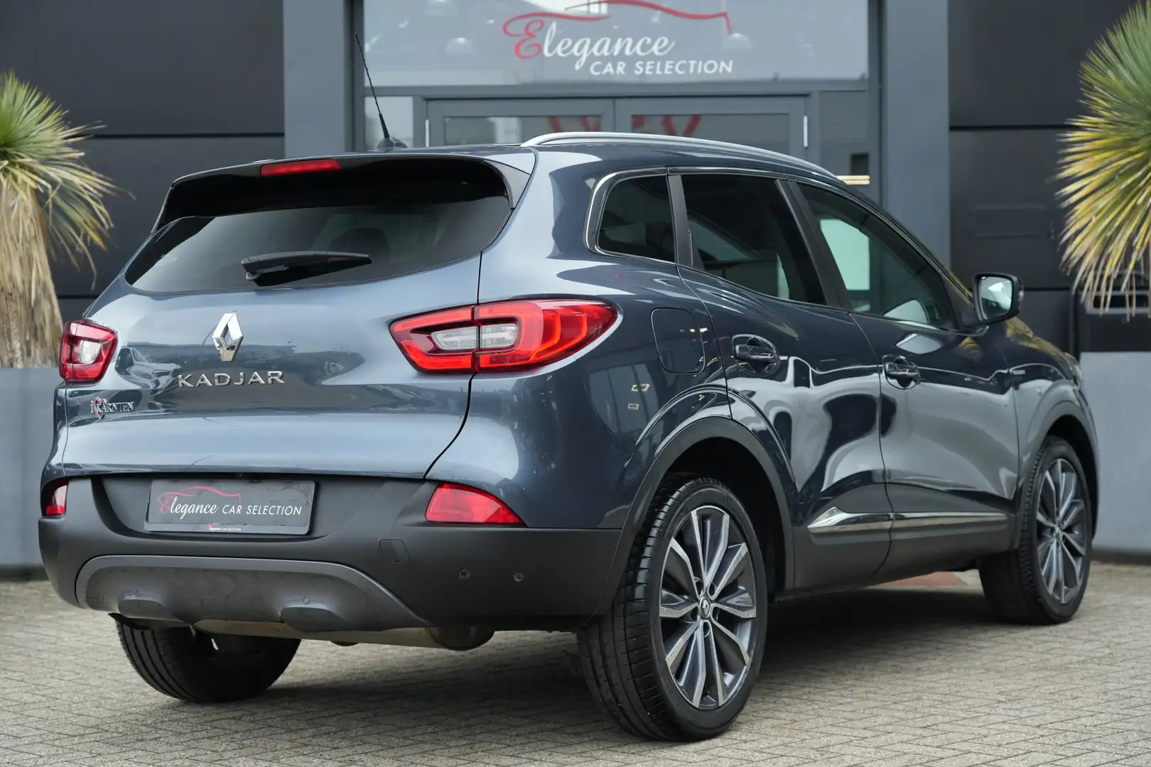 Renault Kadjar 1.2 TCe Bose 131pk Navigatie/Camera/Bose Gris - 2