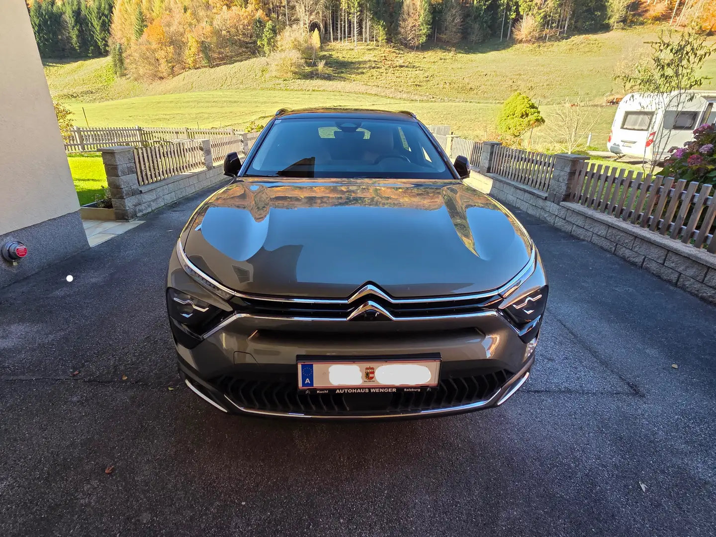 Citroen C5 X C5 X Shine Edition Hybrid 225 e-EAT8 Shine Edition Grün - 1