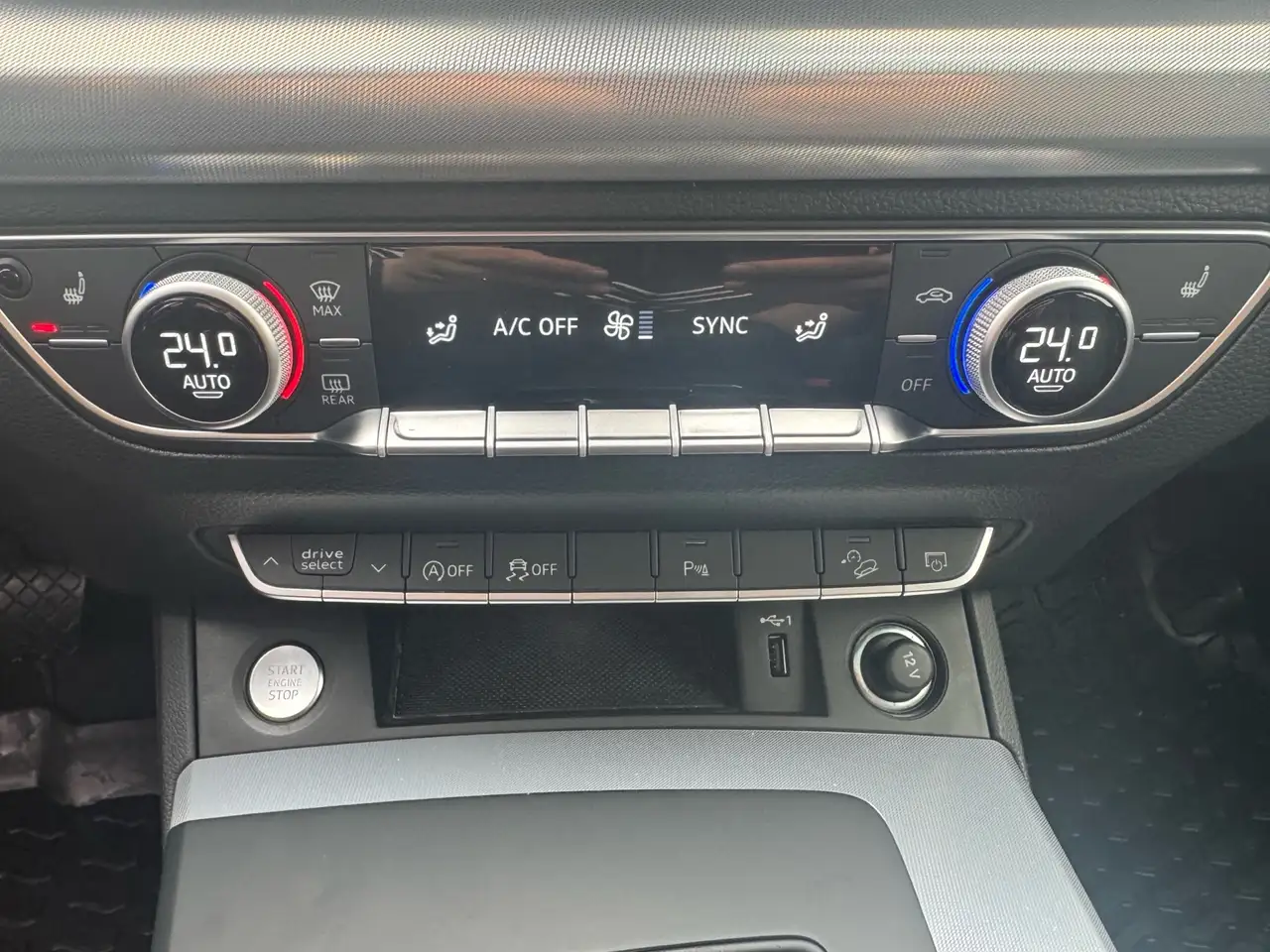 Audi Q5 снимка Audi Q5