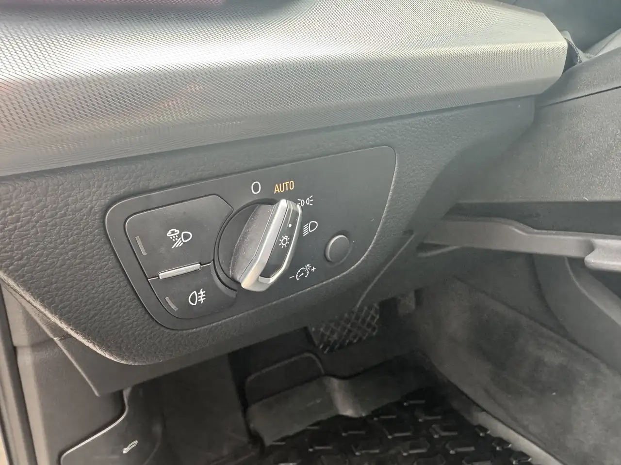Audi Q5 снимка Audi Q5