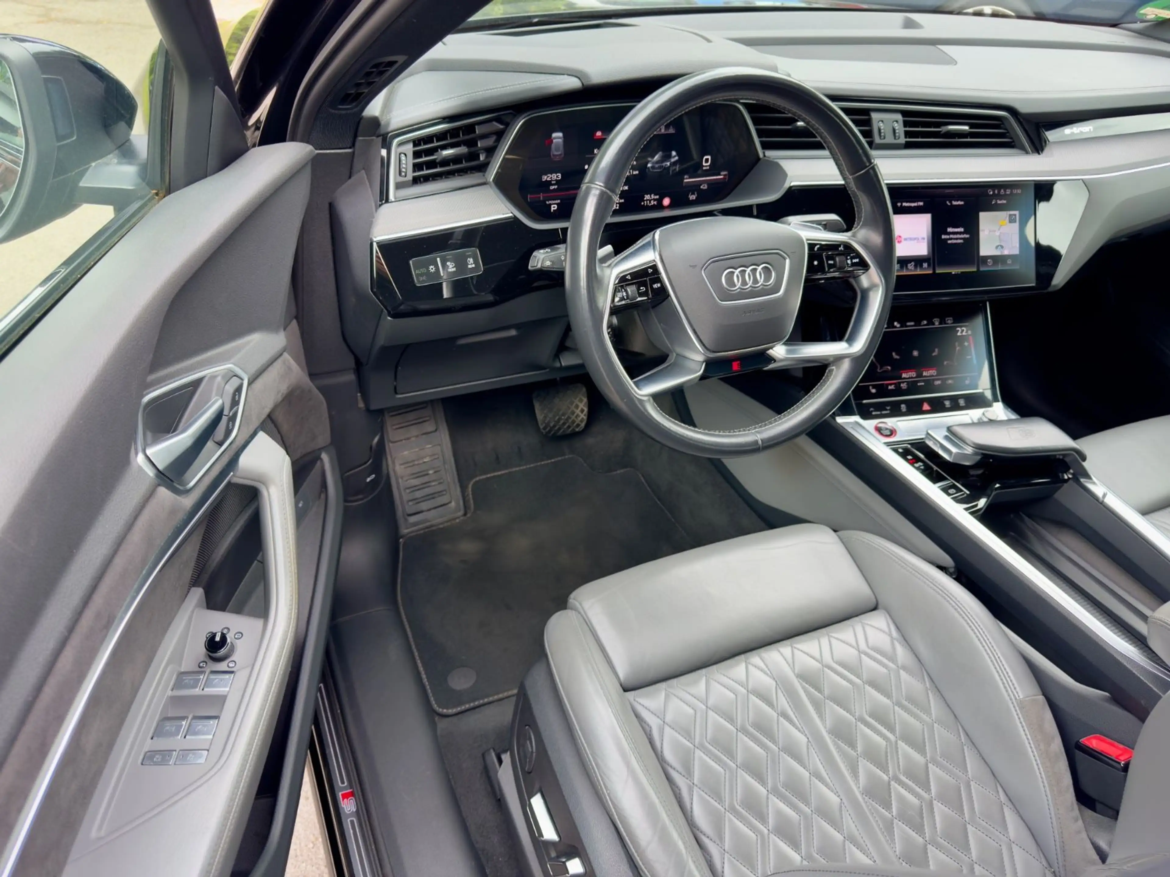 Audi e-tron S Sportback 21Z`S-SITZE ACC AHK HUD — photo 12