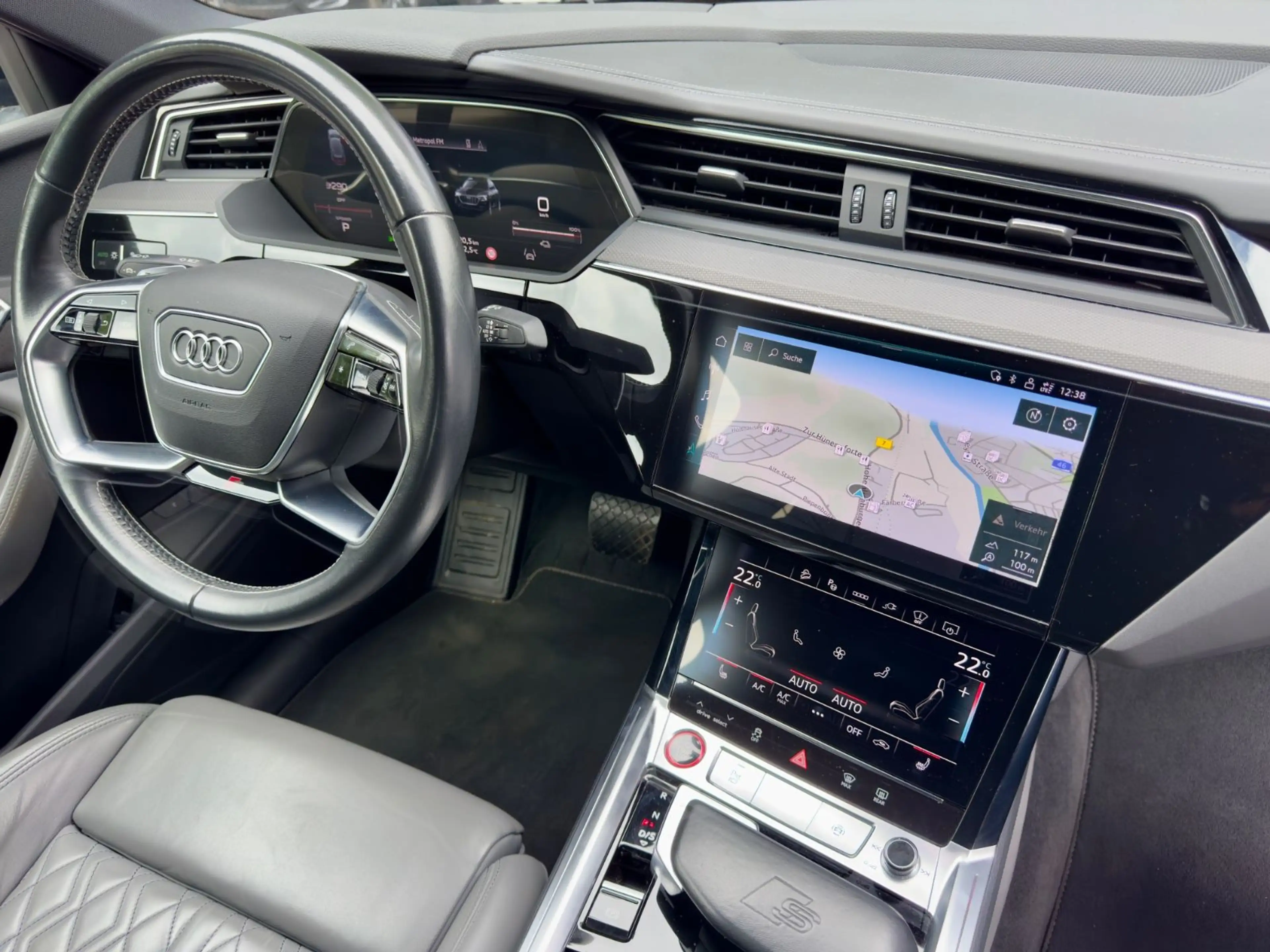 Audi e-tron S Sportback 21Z`S-SITZE ACC AHK HUD — photo 14