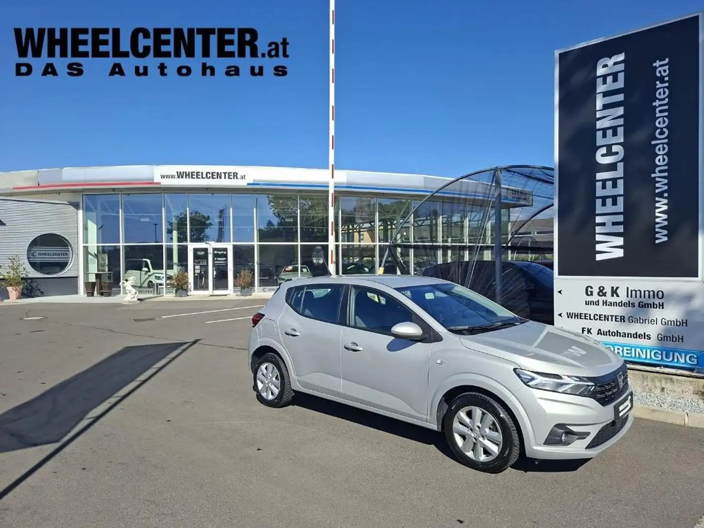 Dacia Sandero III 1.0 SCe 65 Comfort * NUR 8.911 KM ! Grau - 1