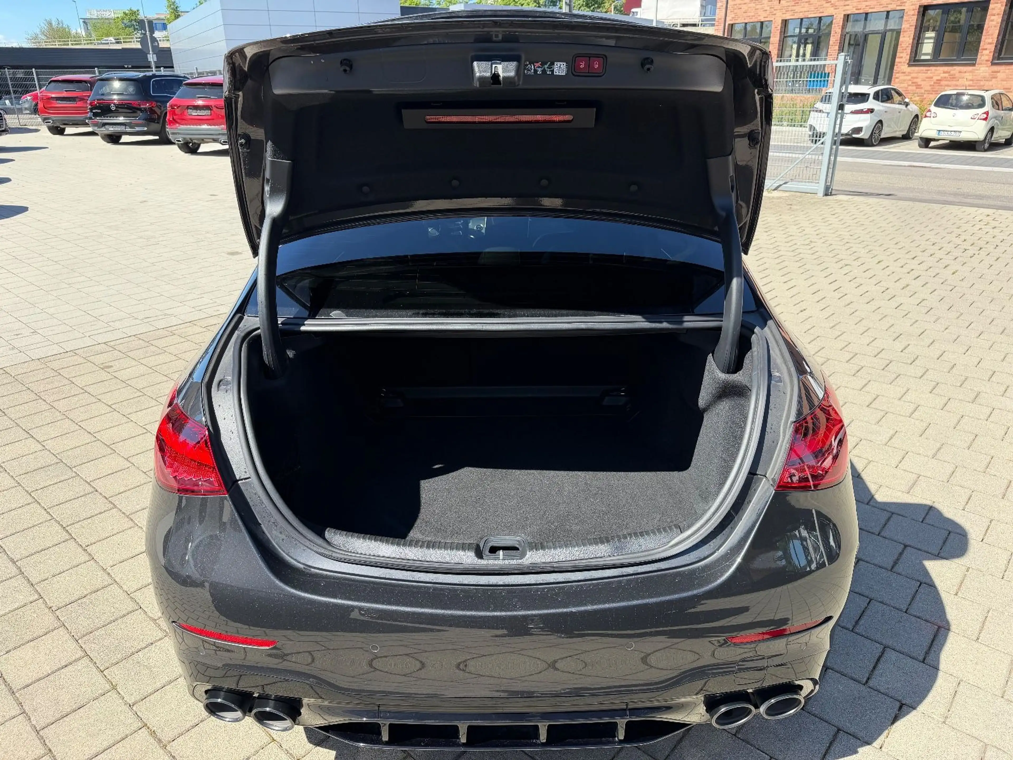 Mercedes-Benz C 43 AMG lim. AMG*4Matic*Memory*HUD*Night*Distr*360° — photo 9