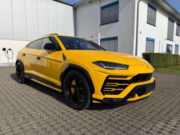 Urus 4.0 V8 auto