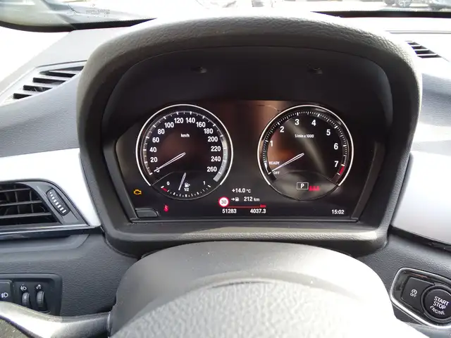 BMW X1 view 11