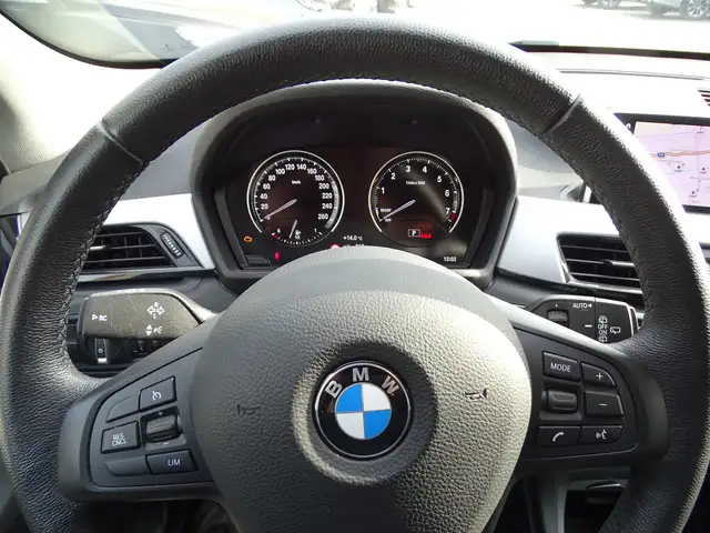 BMW X1 view 12
