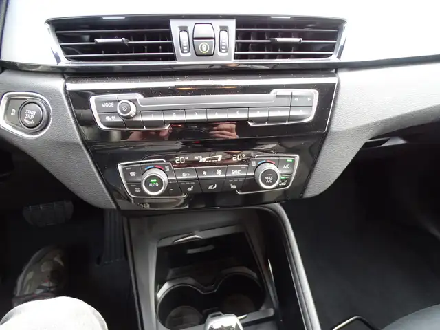 BMW X1 view 14