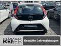 Toyota Aygo X x.shift x-play connect Weiß - thumbnail 4