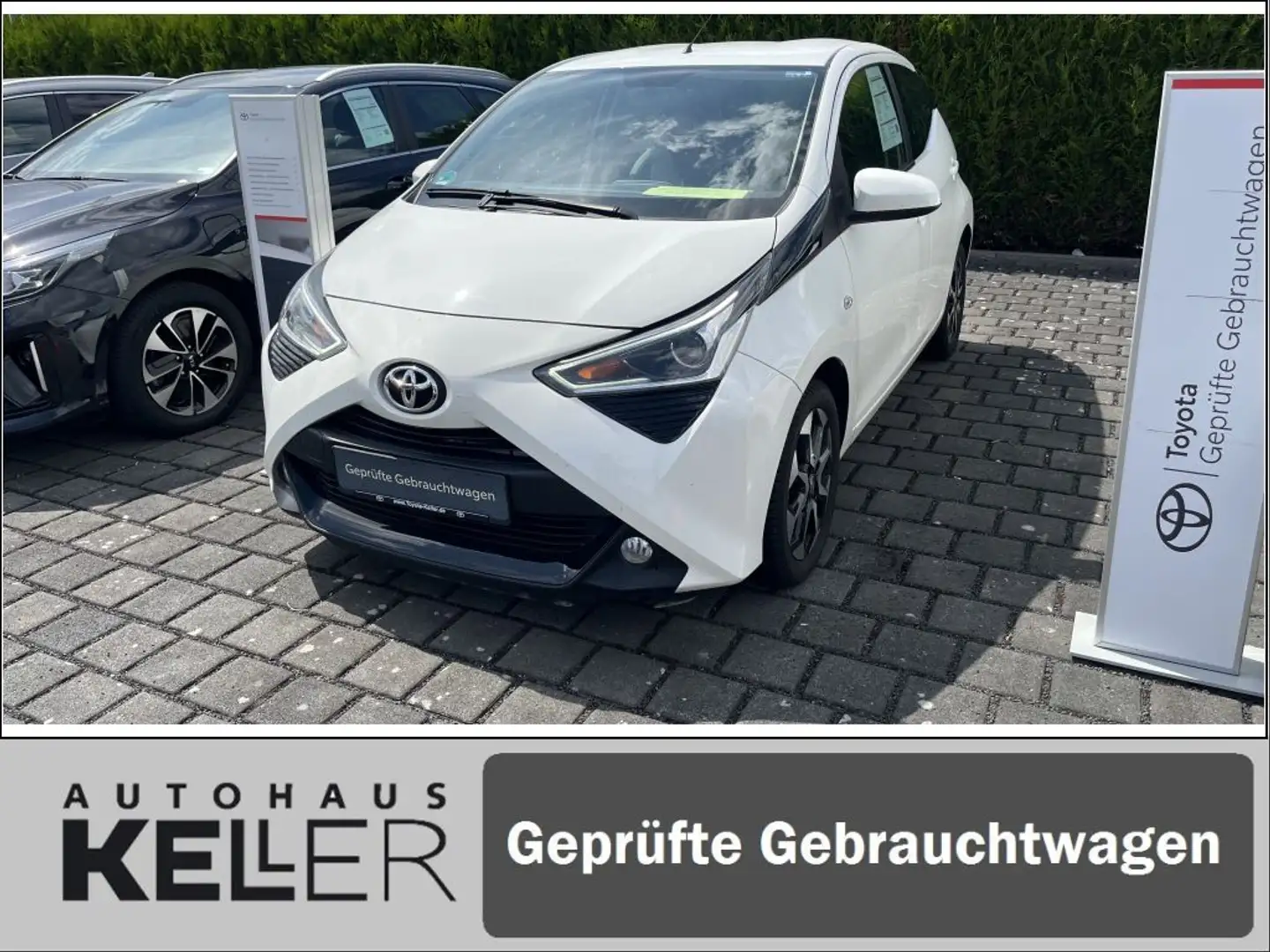 Toyota Aygo X x.shift x-play connect Weiß - 1