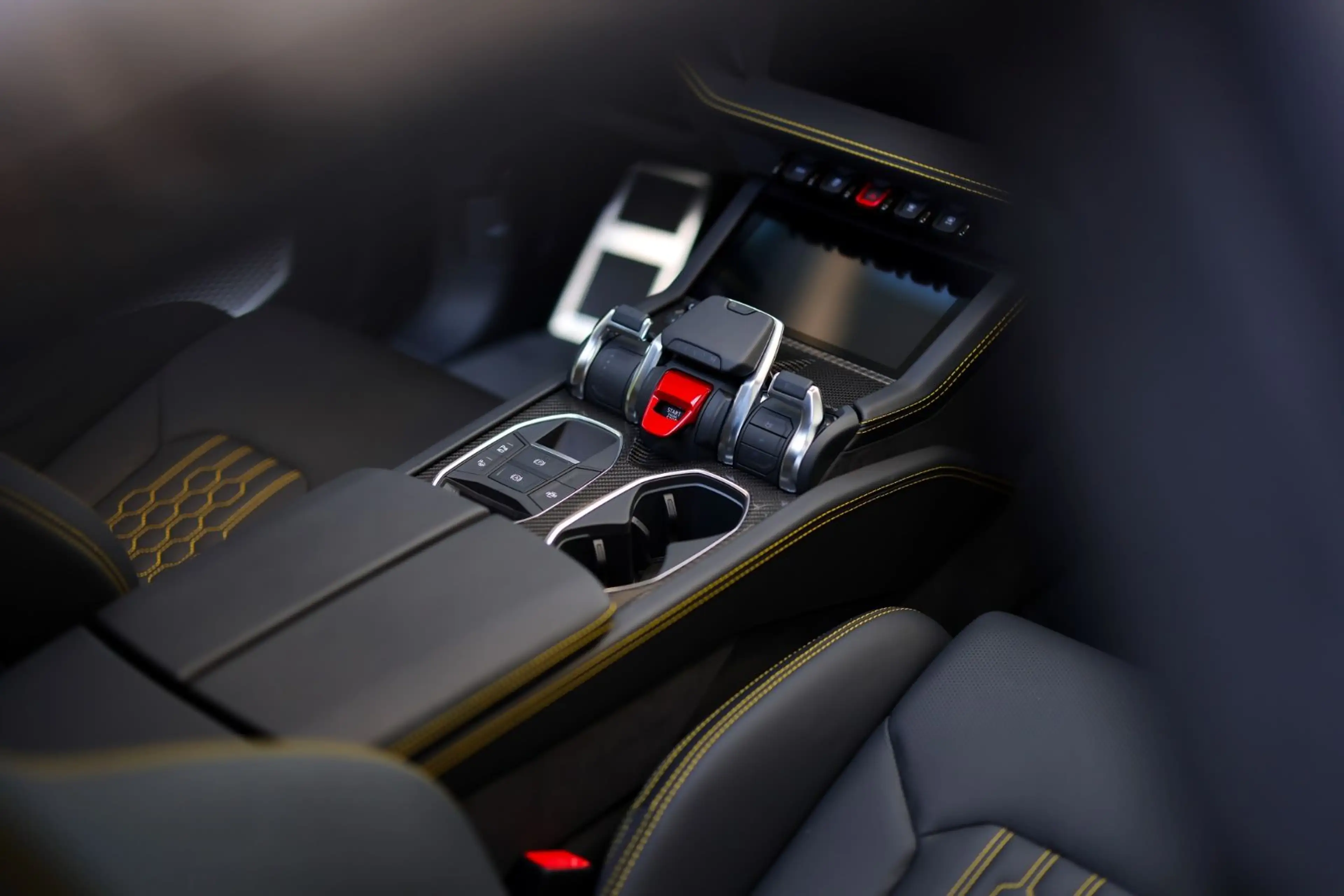 Lamborghini Urus 4.0 V8 SE | Panorama | Carbon | ANIMA — photo 14