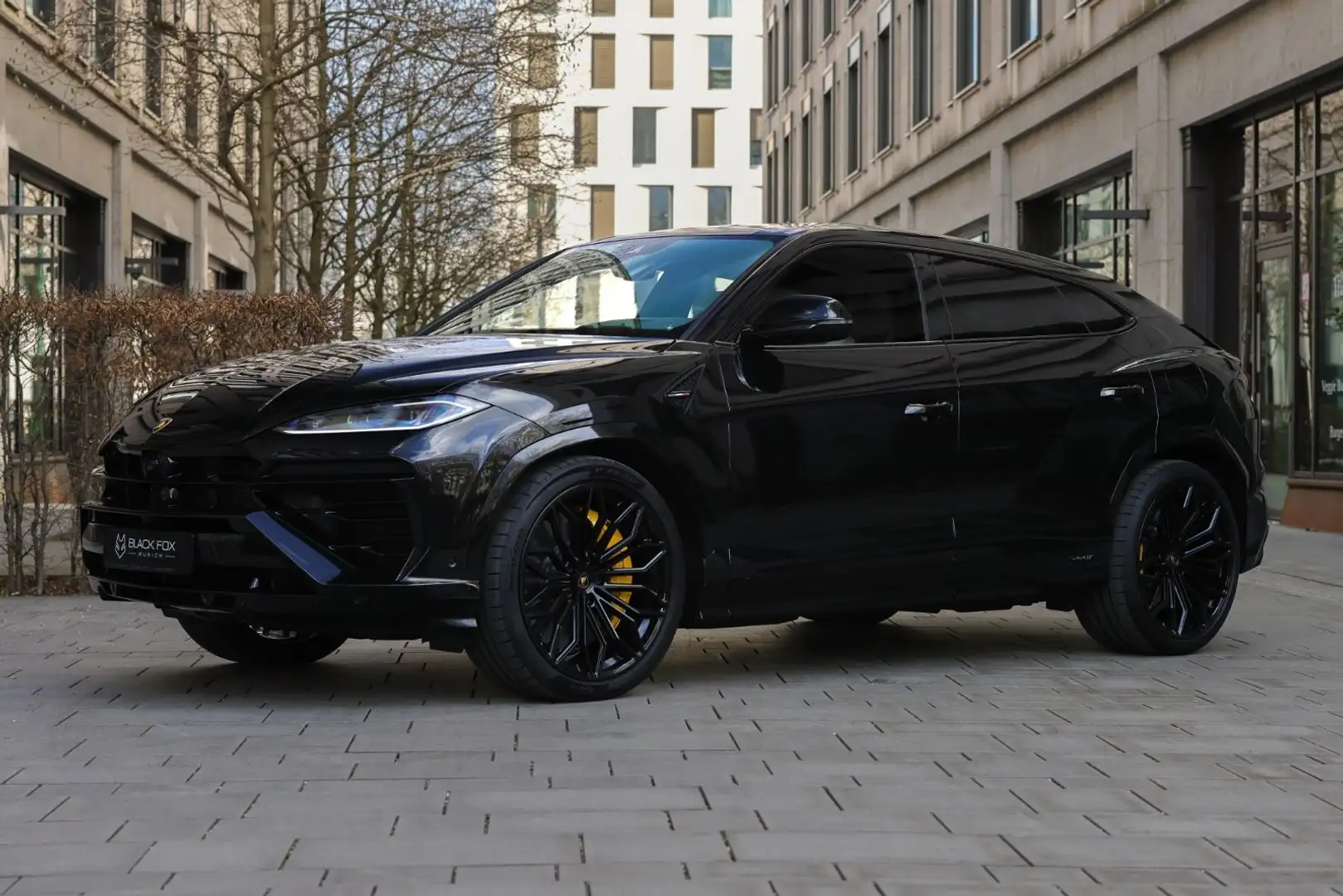 lamborghini urus