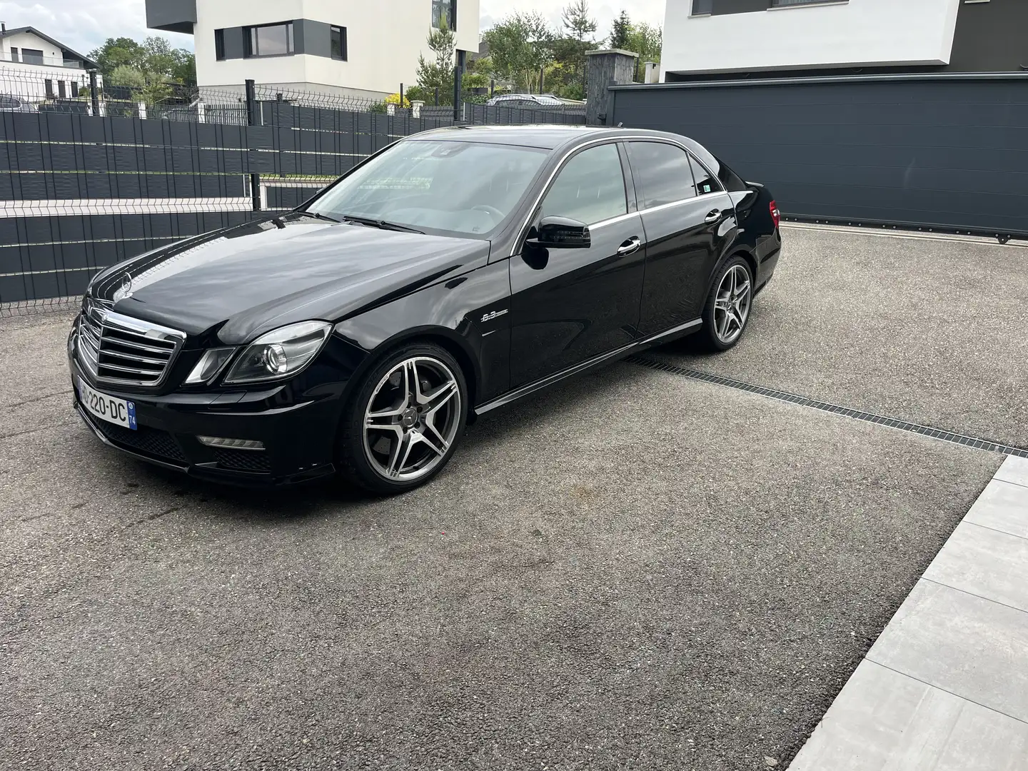 Mercedes-Benz E 63 AMG Classe Avantgarde A - 2