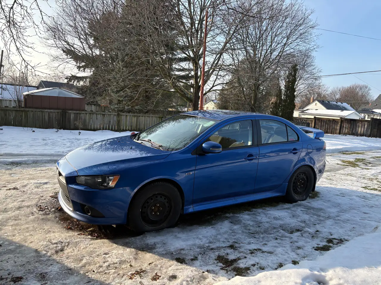 Mitsubishi Lancer снимка Mitsubishi Lancer