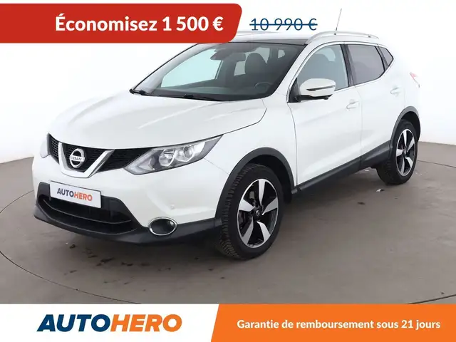2017 Nissan Qashqai in White for sale
