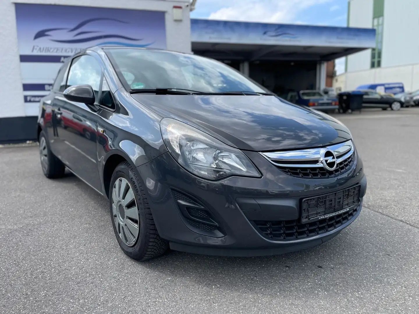 Opel Corsa D Selection Klima 1.Hand Hu neu Grau - 1
