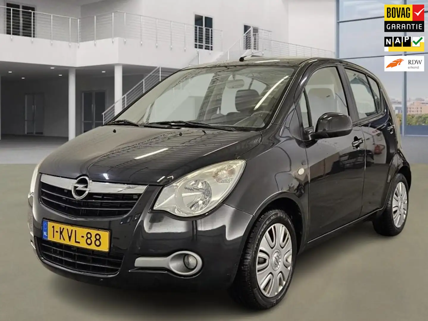 Opel Agila 1.0 Berlin 1e Eigenaar 18.500 km +NAP NL-auto Zwart - 1