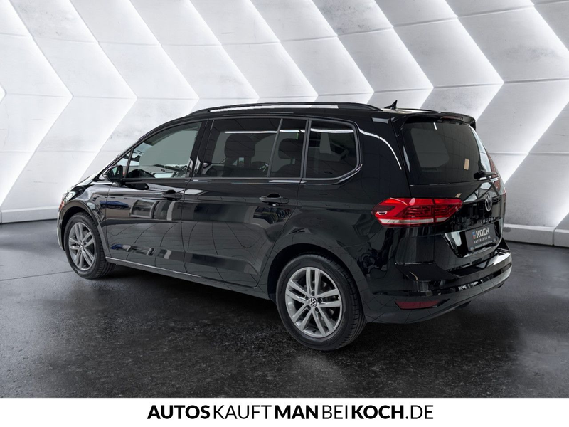 Volkswagen Touran Comfortline 1.5 TSI DSG PD ACC LED Navi — photo 4